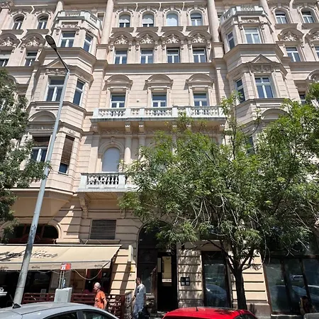 Belgrad Rakpart Junior شقة بودابست
