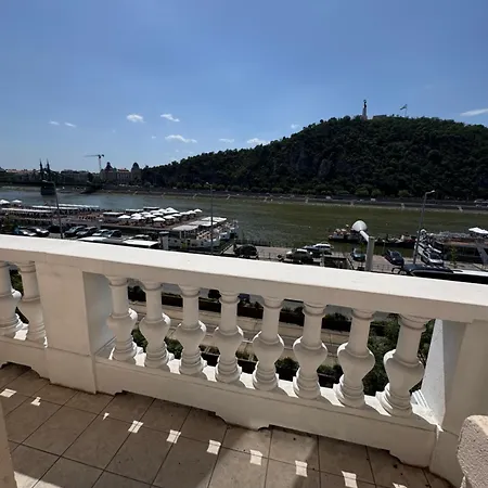 Apartment Belgrad Rakpart Junior *